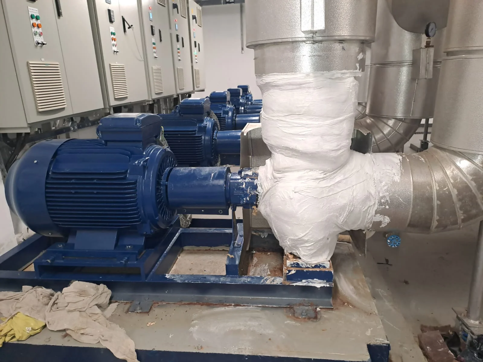 Pump bearing replacement and lubrication